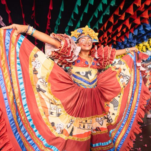 Noite de tradição e emoção marca a grande final do Concurso Municipal de Coco de Roda