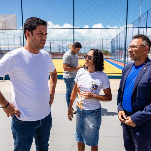 Vice-prefeito e titular da Seminfra vistoria de obras de praças no Benedito Bentes