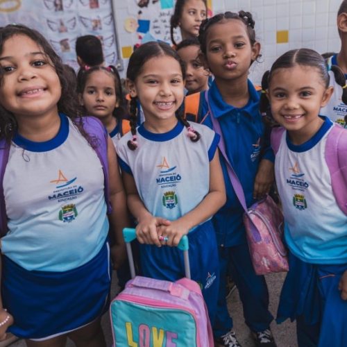 Prefeitura de Maceió abre pré-matrícula com oferta de 6,5 mil novas vagas em Gigantinhos e escolas de todos os bairros